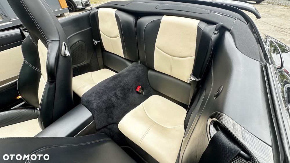 Porsche 911 - 22