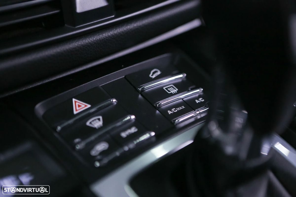 Porsche Macan Standard - 27