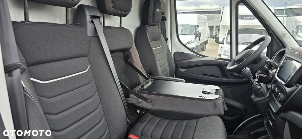 Iveco TACHOGRAF 35S18H KONTENER Z WINDĄ - OKAZJA - 19