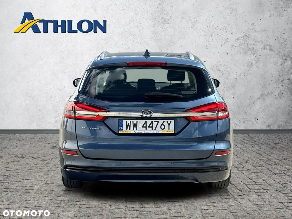 Ford Mondeo - 4