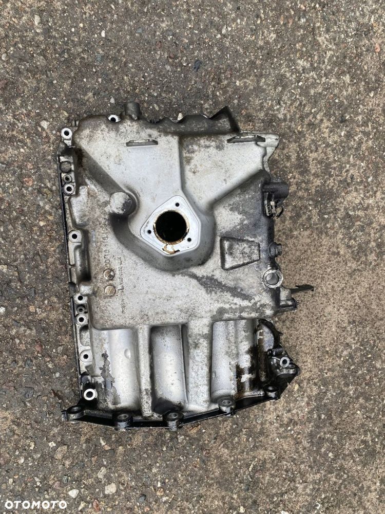 MERCEDES 176 cla 117 156 miska olejowa A 6510140100 - 1