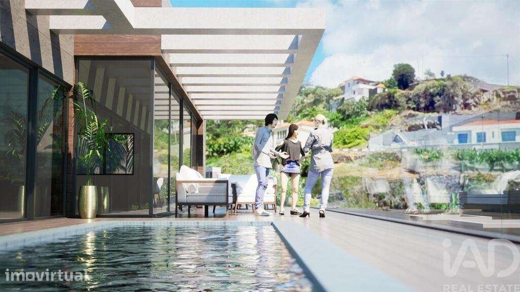 Casa / Villa T3 em Calheta de 198,00 m2