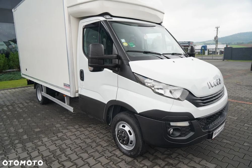 Iveco DAILY 35-140 / KONTENER / MANUAL / BLIŹNIAK / 2019 - 9