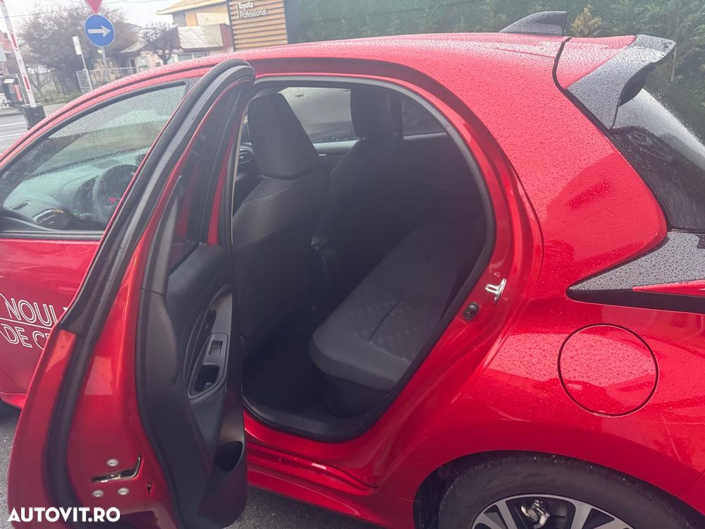 Toyota Yaris Hybrid 1.5 VVT-i Business Edition - 13