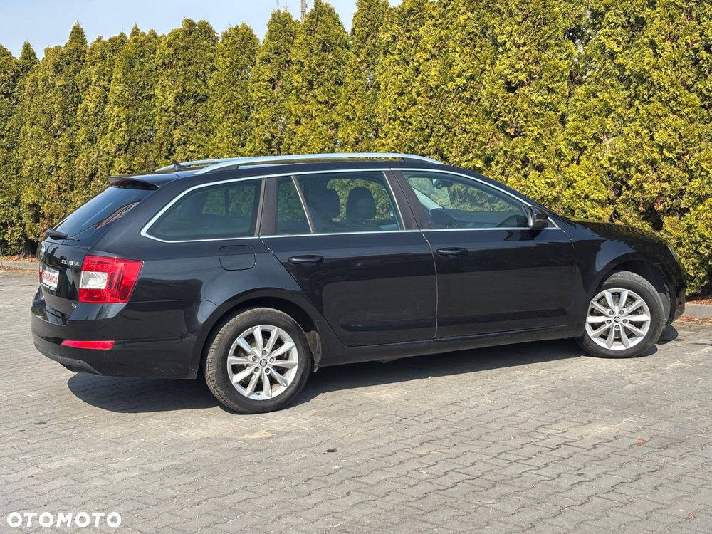 Skoda Octavia 2.0 TDI 4x4 DSG L&K - 38