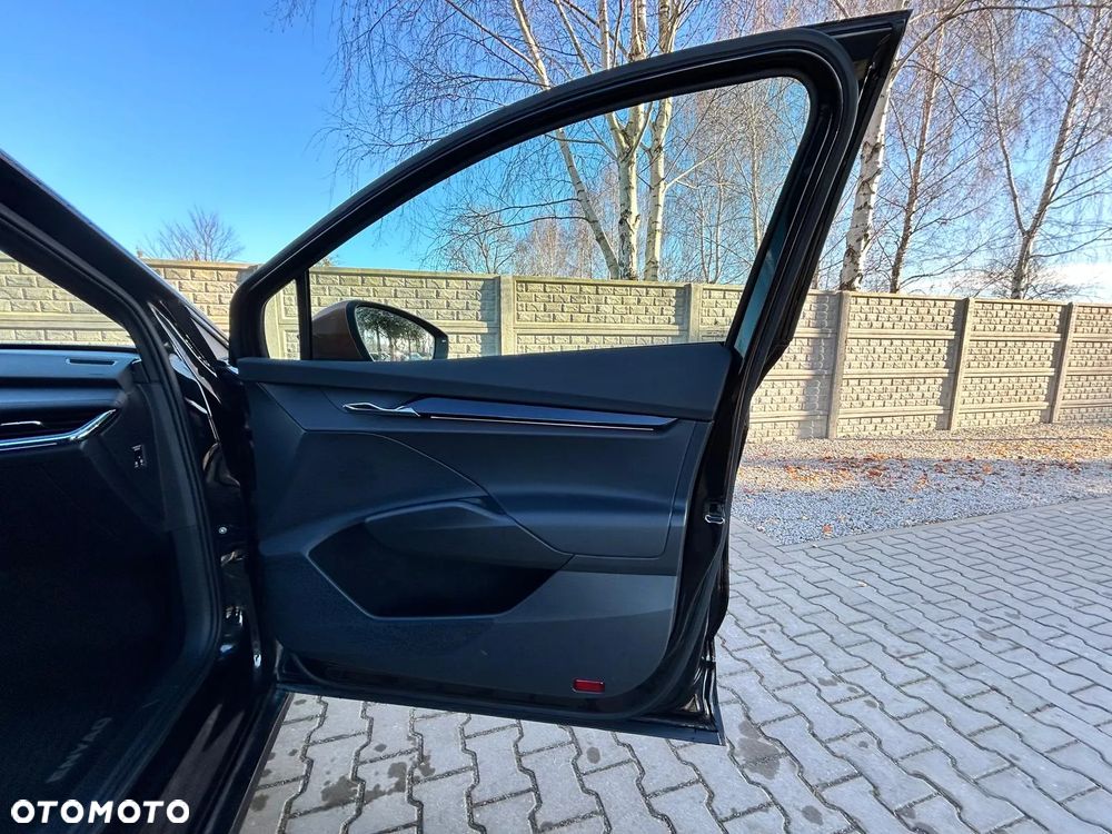 Skoda Enyaq 60 62kWh Founders - 29