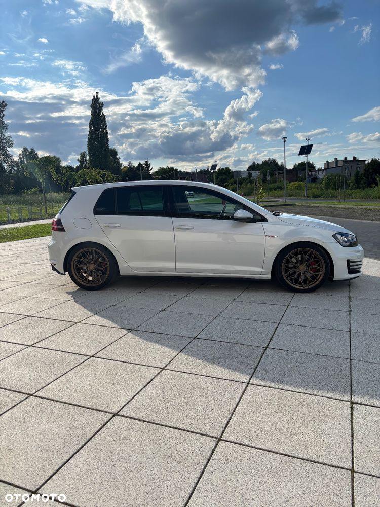 Volkswagen Golf VII 2.0 TSI BMT GTI DSG - 11