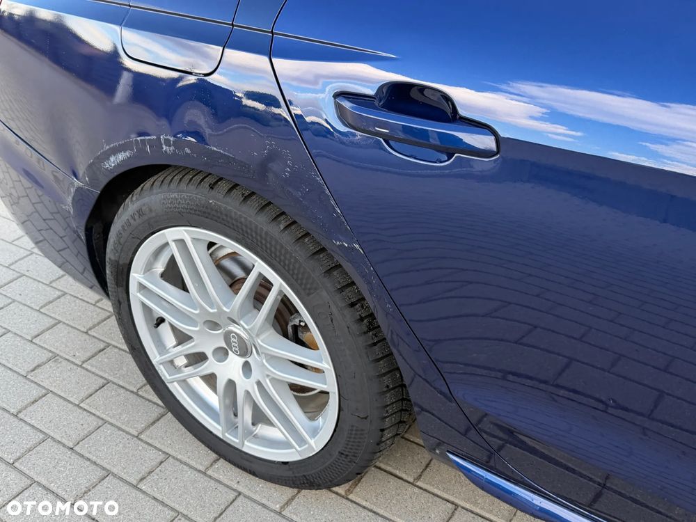 Audi A4 Avant 35 TFSI S tronic S line - 34