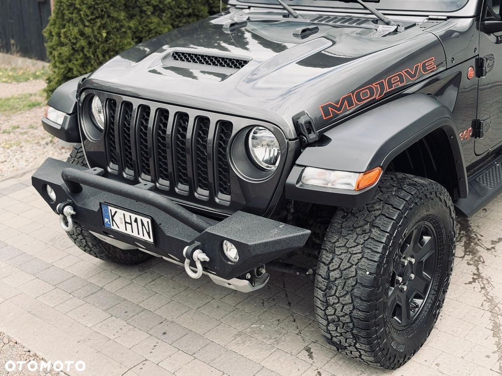 Jeep Gladiator - 2
