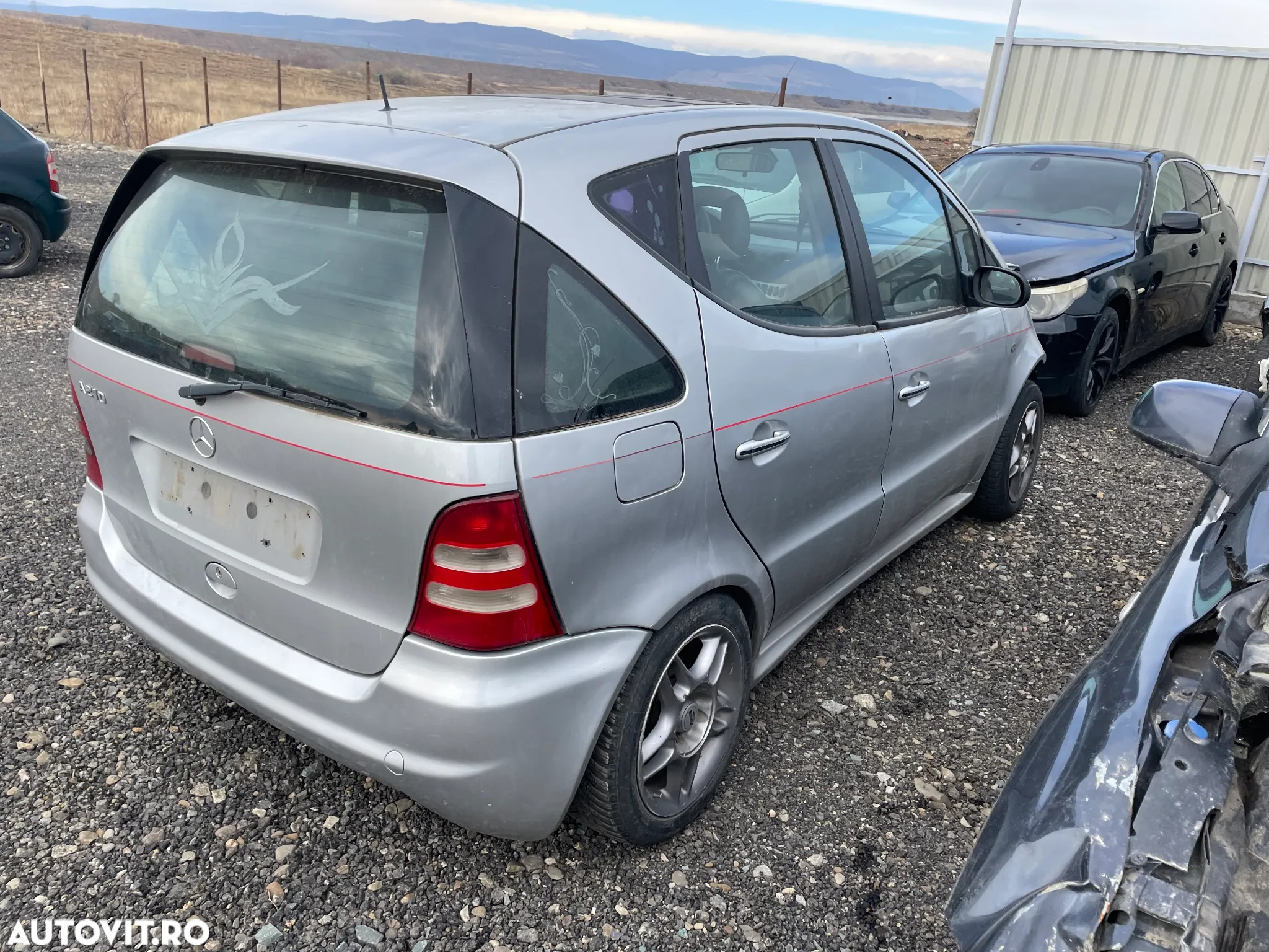 Dezmembram Mercedes A210 w168 2002 - 5
