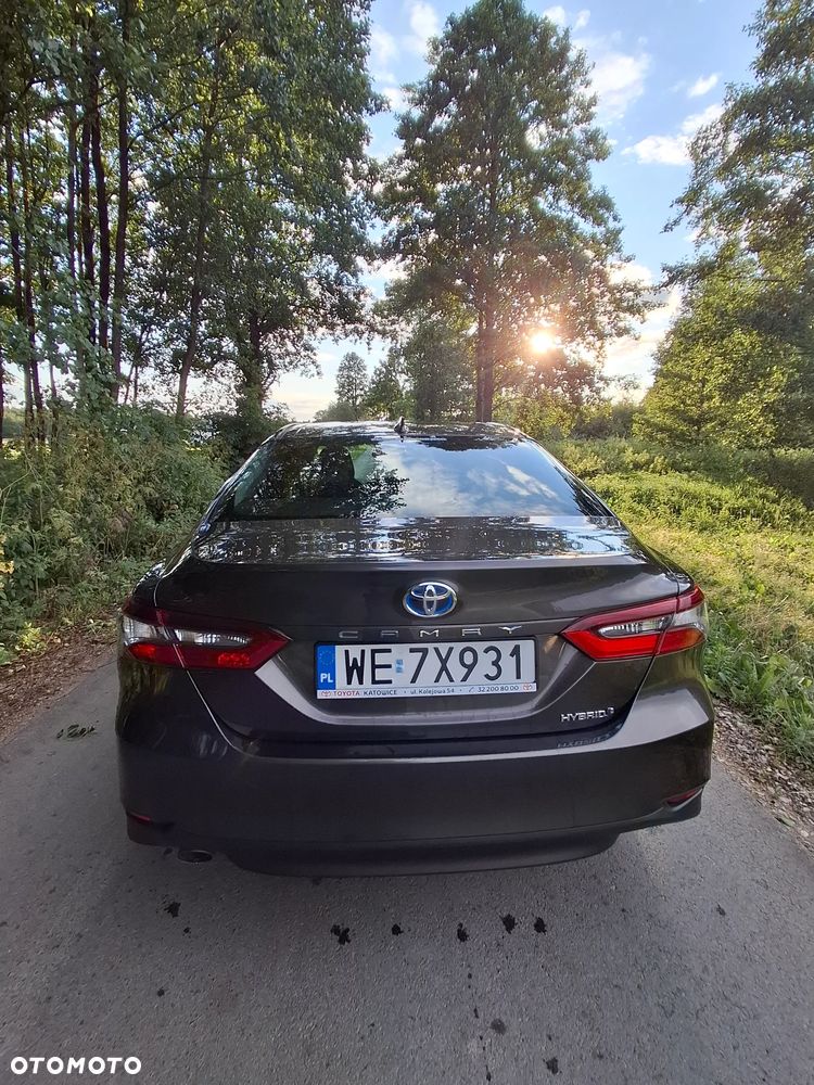 Toyota Camry 2.5 Hybrid Comfort CVT - 4