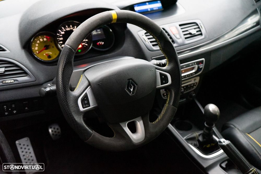 Renault Mégane Coupe 2.0 T 16V RS - 38