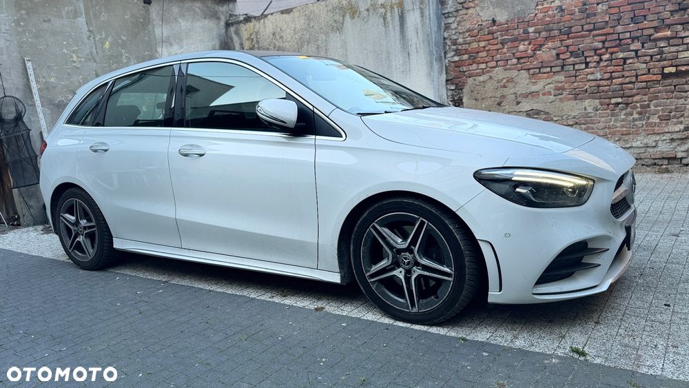 Mercedes-Benz Klasa B 220 d AMG Line 8G-DCT - 2