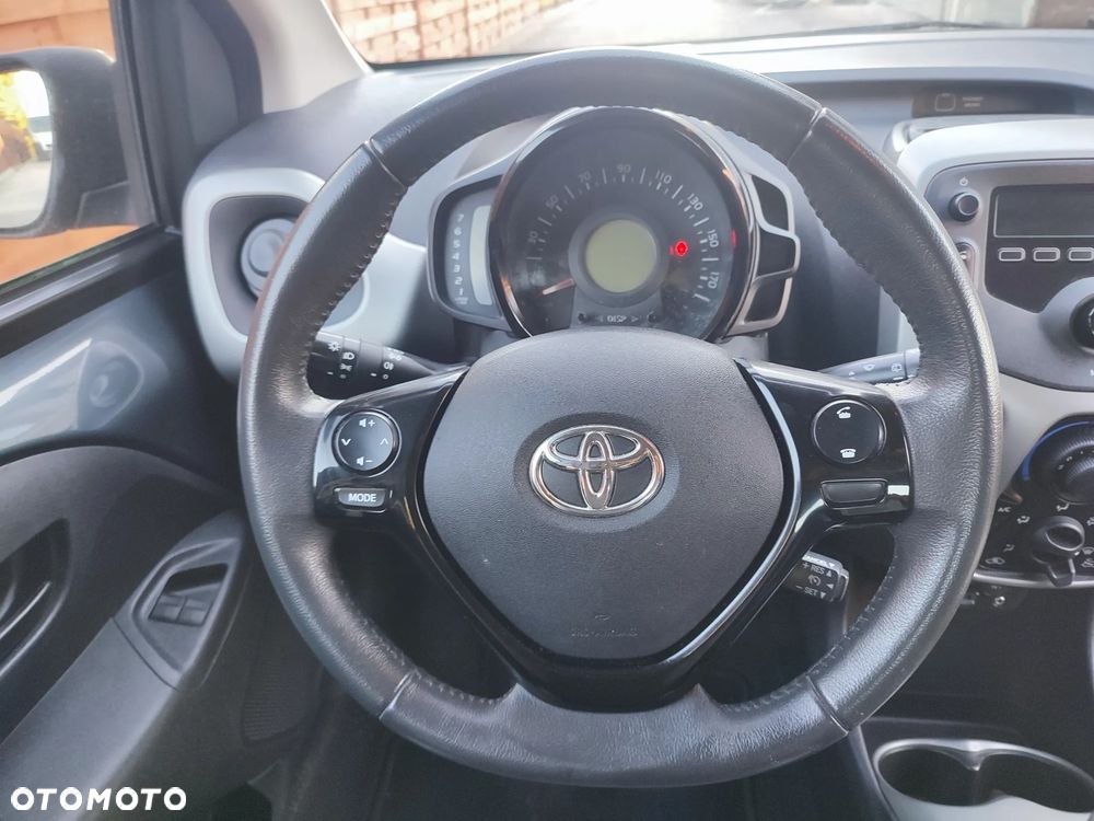 Toyota Aygo 1.0 VVT-i Sprint EU6 - 18