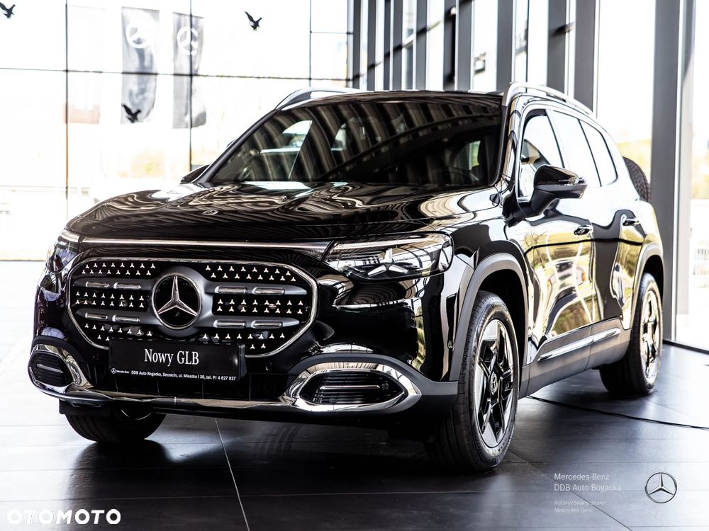 Mercedes-Benz GLB - 1