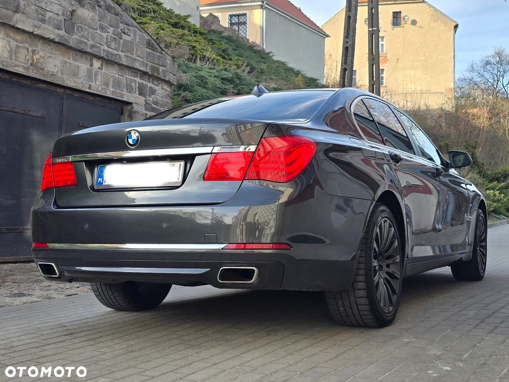 BMW Seria 7 740d xDrive - 18