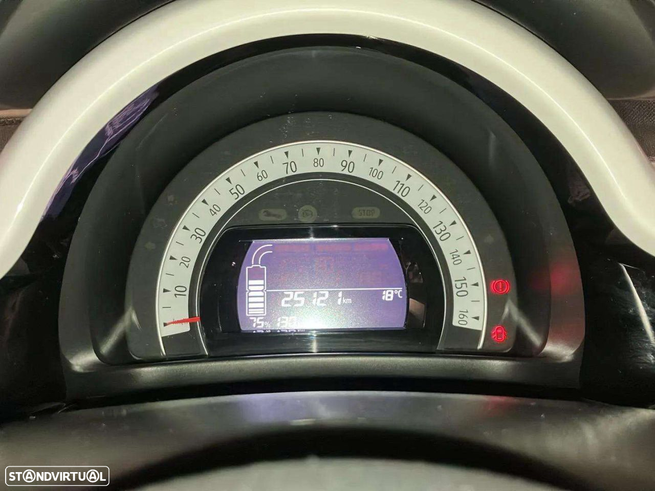 Renault Twingo Z.E. 22 Zen - 12
