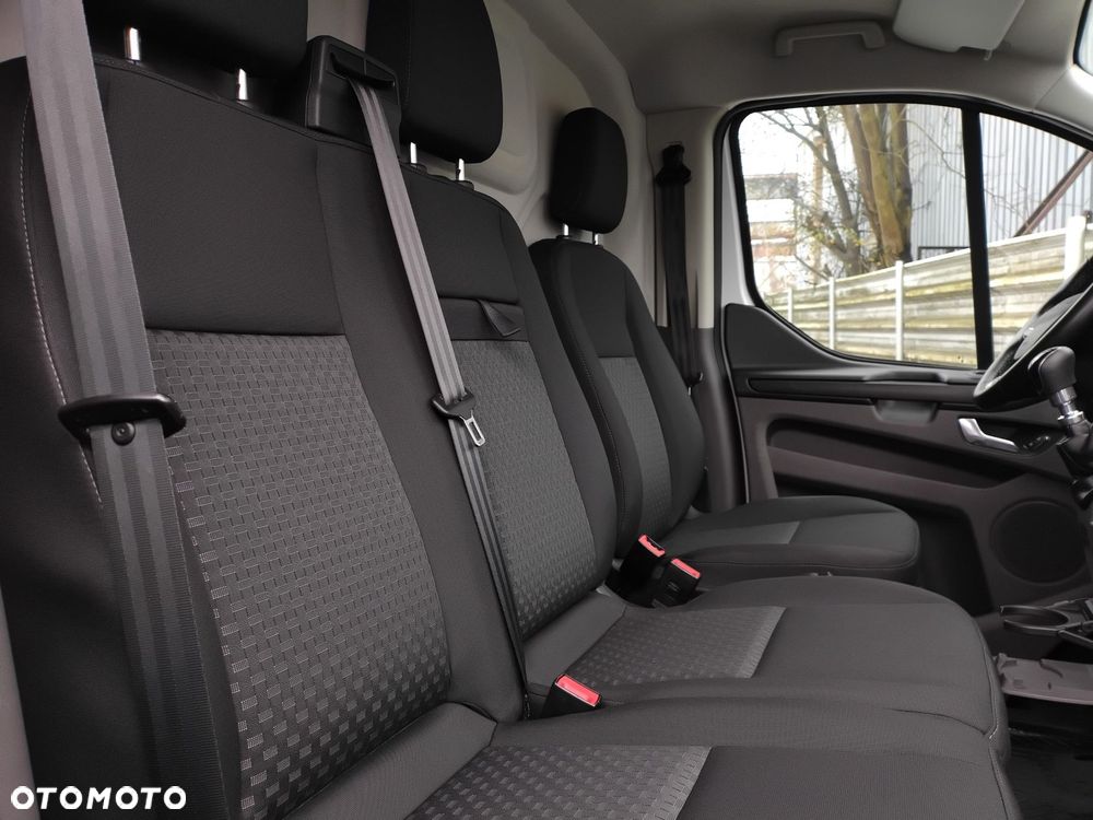 Ford Transit Custom - 30