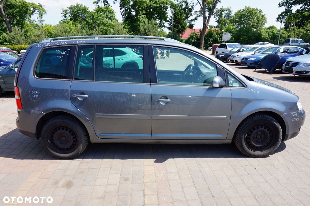 VOLKSWAGEN TOURAN I 1T 2004 LD7X 1.9 TDI AVQ 100KM GQN SZARY na części - 6