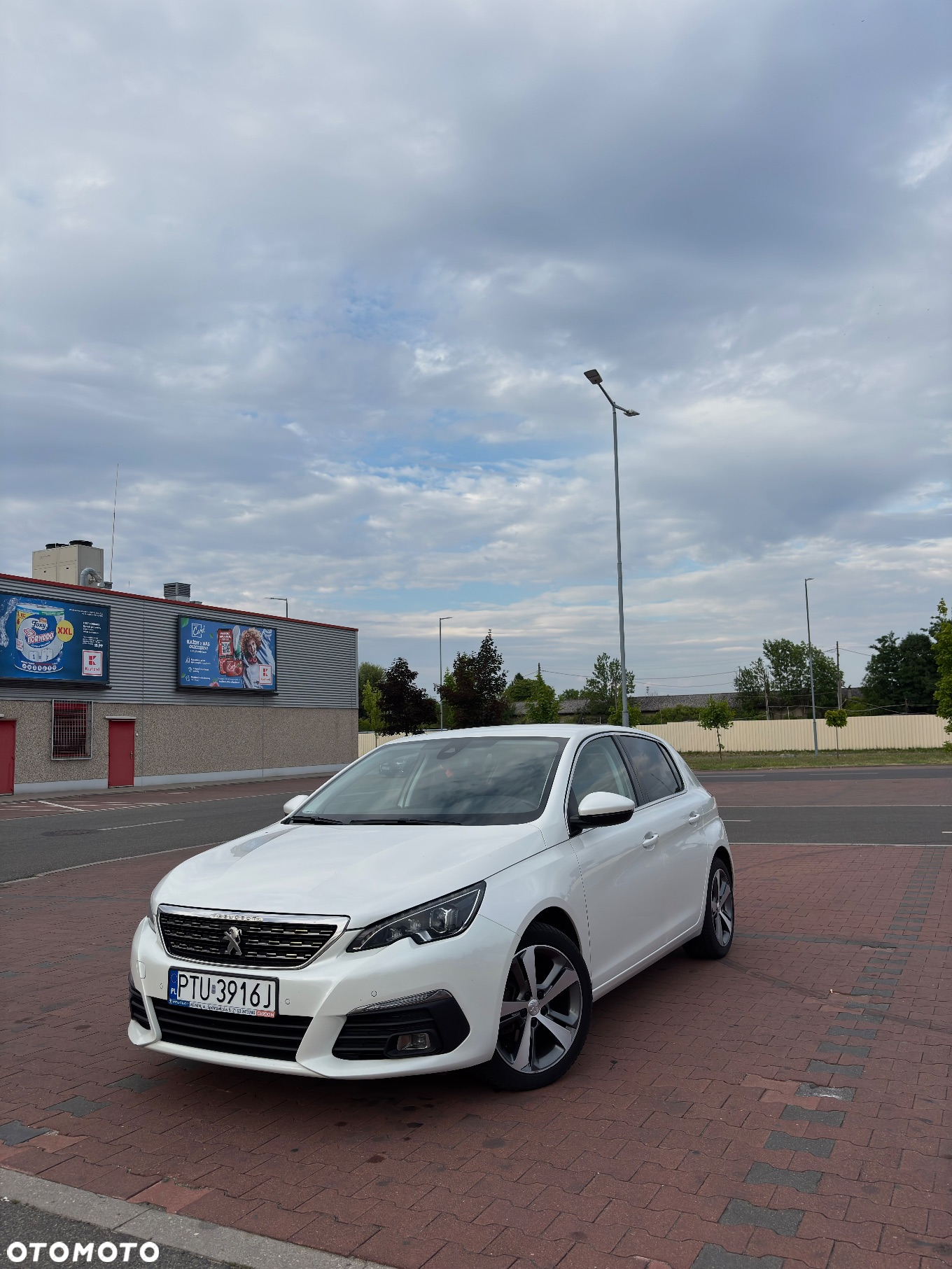Peugeot 308 1.2 PureTech GPF Allure S&S - 5