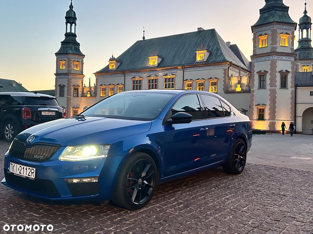 Skoda Octavia 2.0 TSI RS DSG - 1