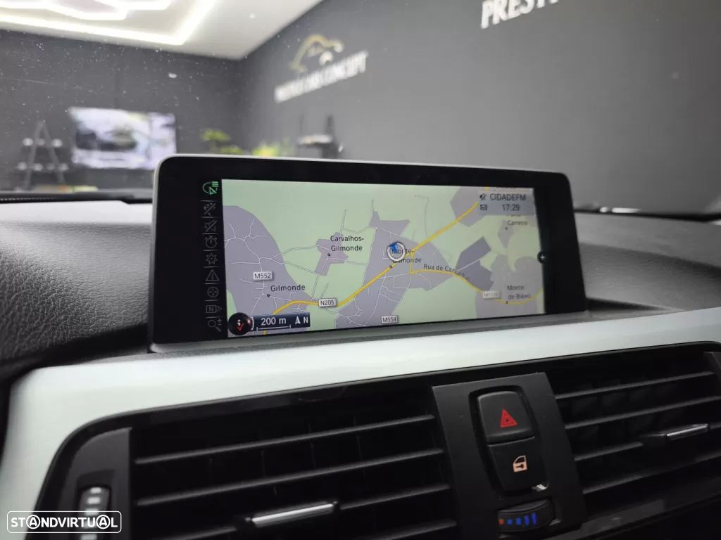 BMW 320 d Aut. Modern Line - 32
