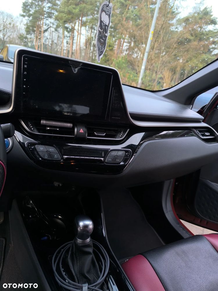 Toyota C-HR - 10