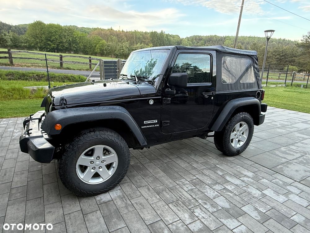 Jeep Wrangler - 1