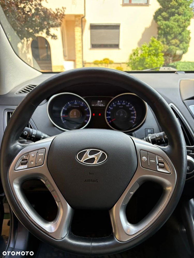 Hyundai ix35 2.0 GDI Premium 4WD - 17