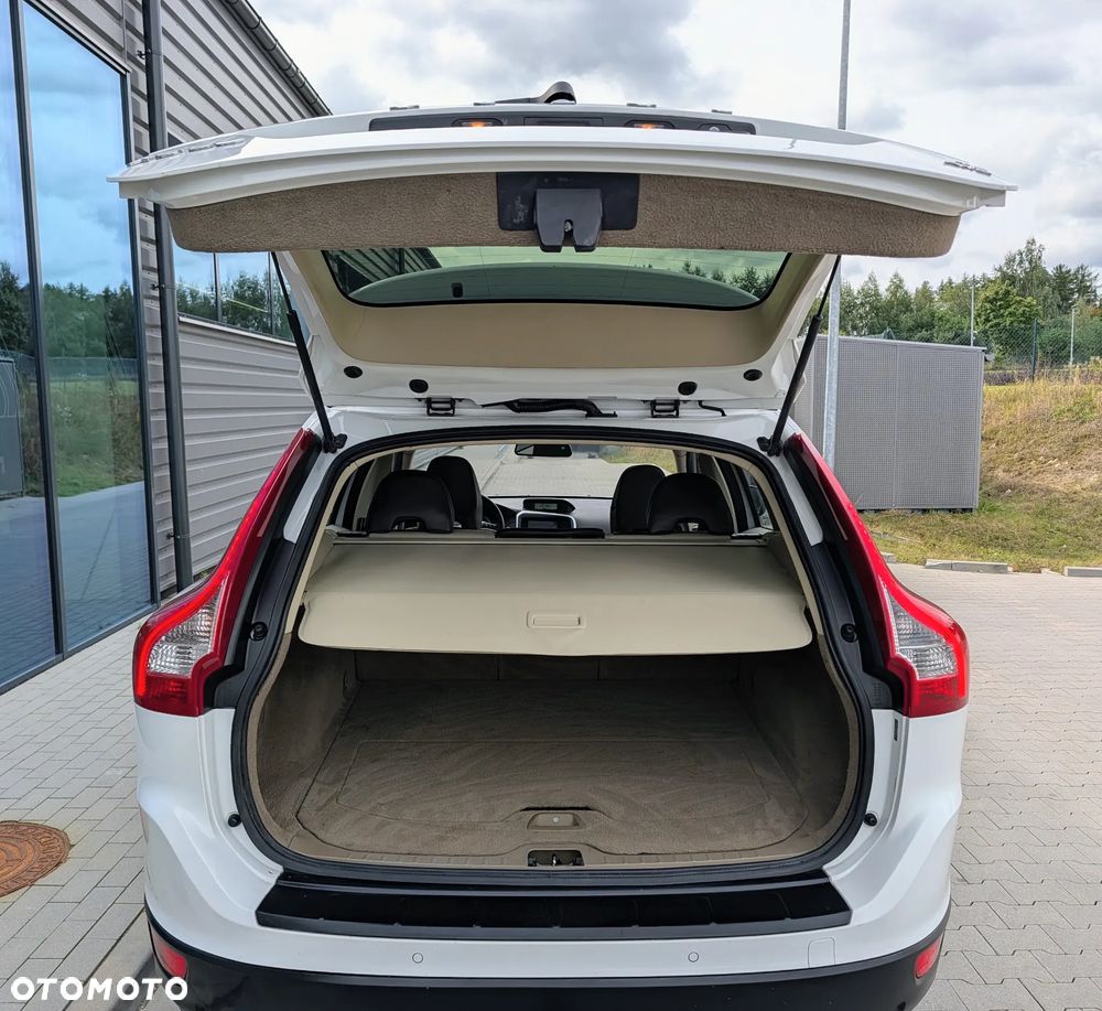 Volvo XC 60 T6 AWD Summum - 23