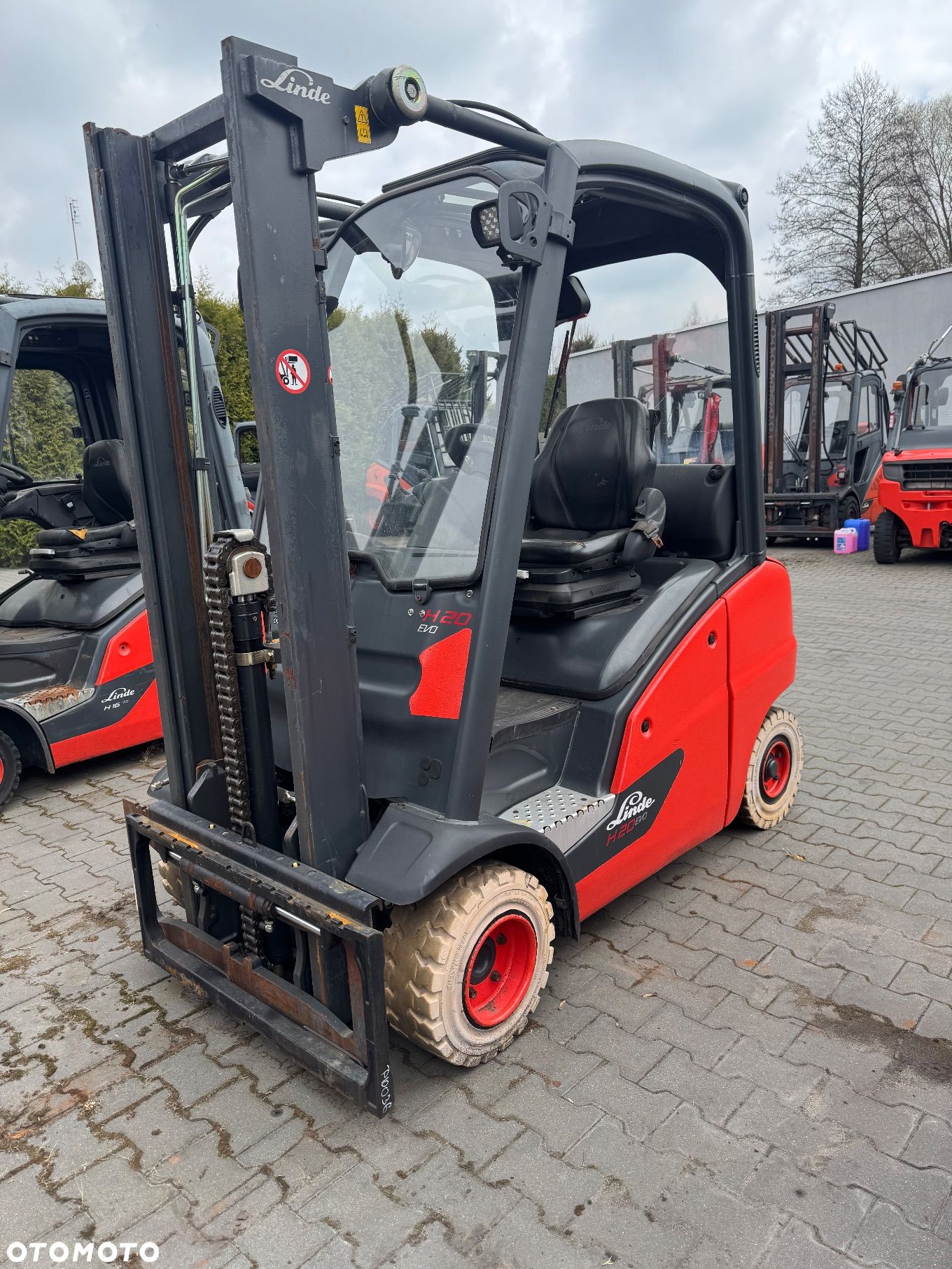 Linde H20 D EVO 2016 półkabina 9490mth wolny skok duplex przesuw h16 h18 Diesel toyot - 1
