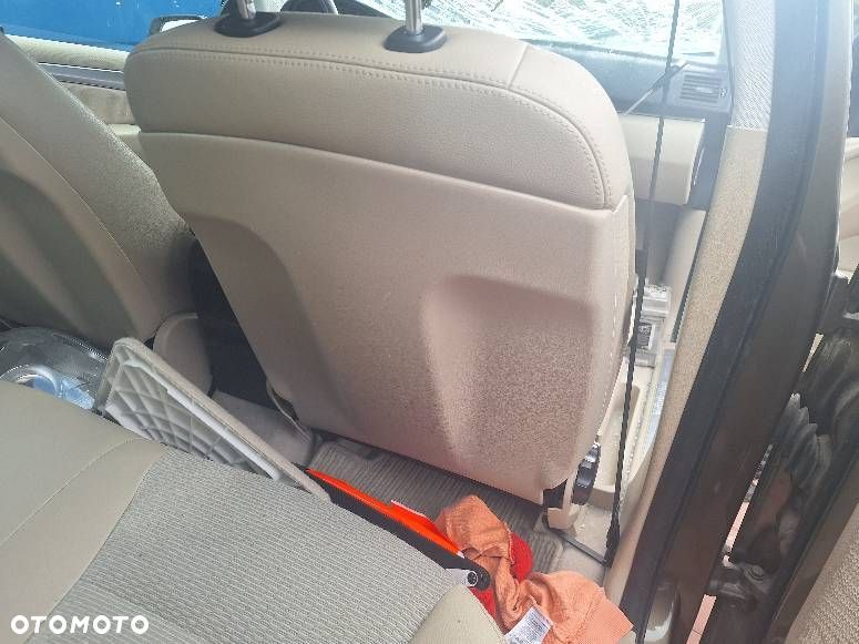 FOTELE KOMPLET LEWY PRAWY KANAPA TYŁ BOCZKI MERCEDES-BENZ W245 08-11r - 14