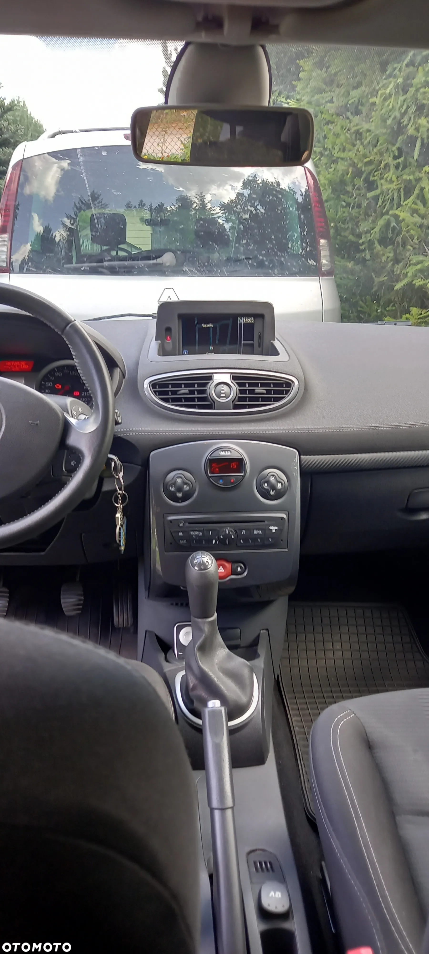 Renault Clio 1.2 16V Dwudziestka - 13