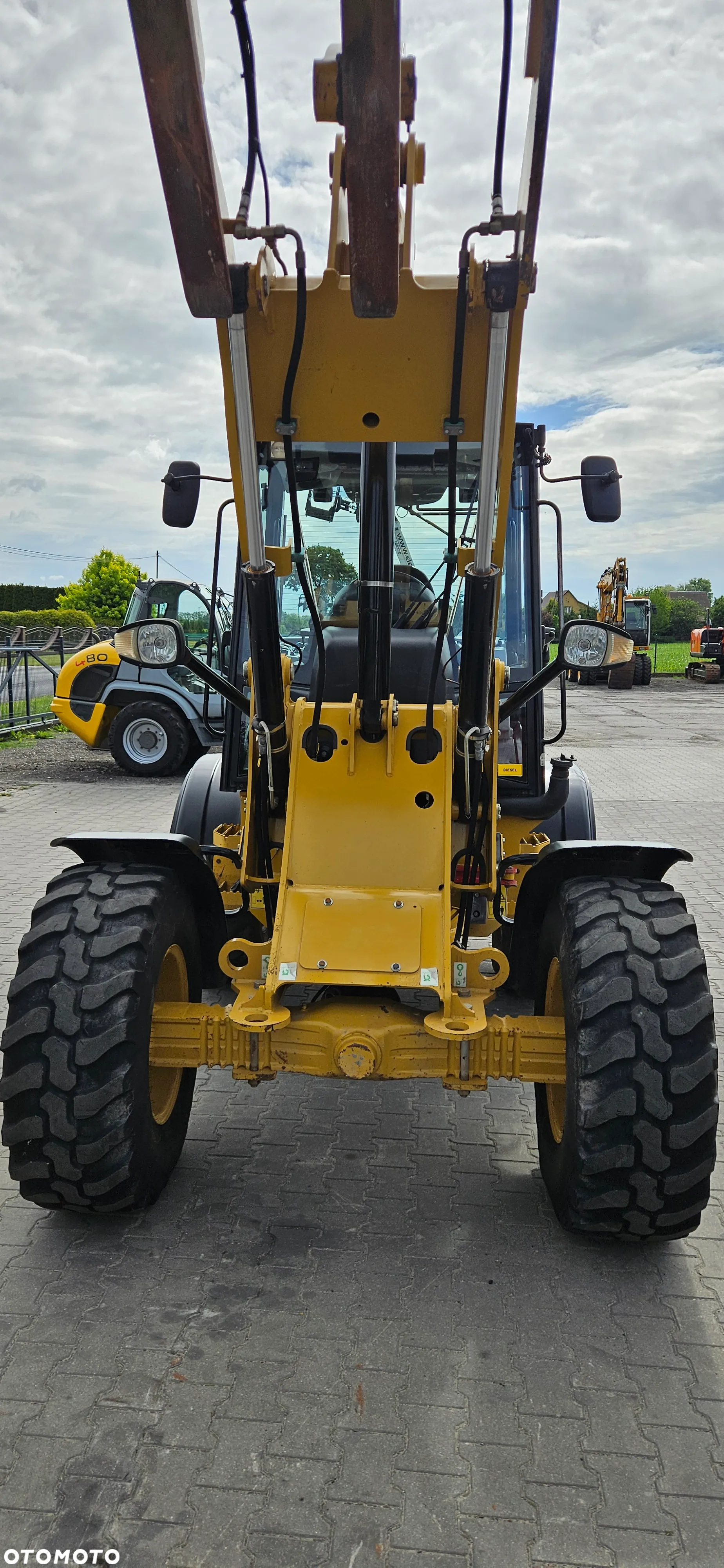 Caterpillar 908H2 z 2013 rok tylko 4700 mtg! z Niemiec - 20