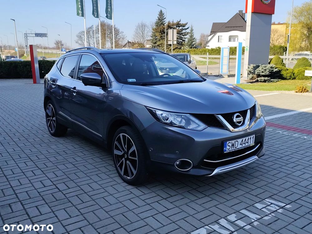 Nissan Qashqai 1.2 DIG-T Tekna EU6 - 4