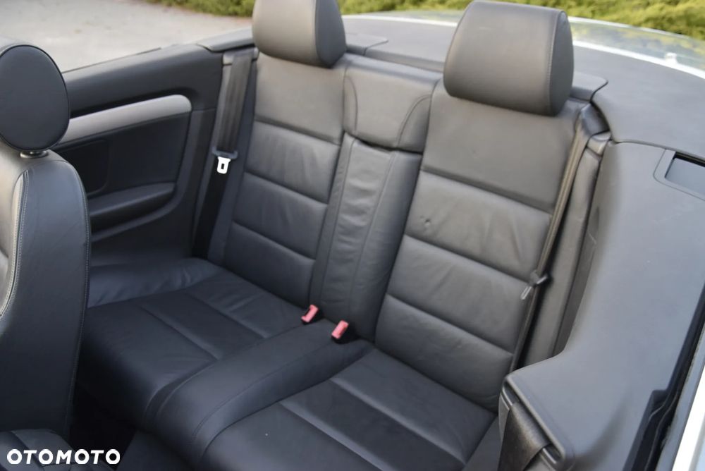 Audi A4 Cabrio 1.8T Multitronic - 23