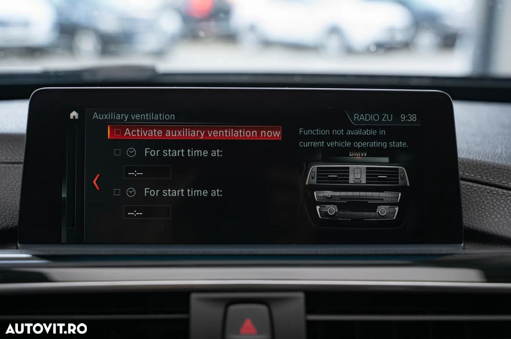 BMW Seria 3 320d Aut. Sport Line - 27