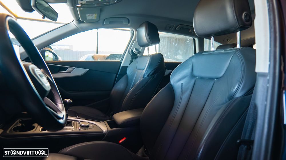 Audi A4 Avant 2.0 TDI Advance - 23