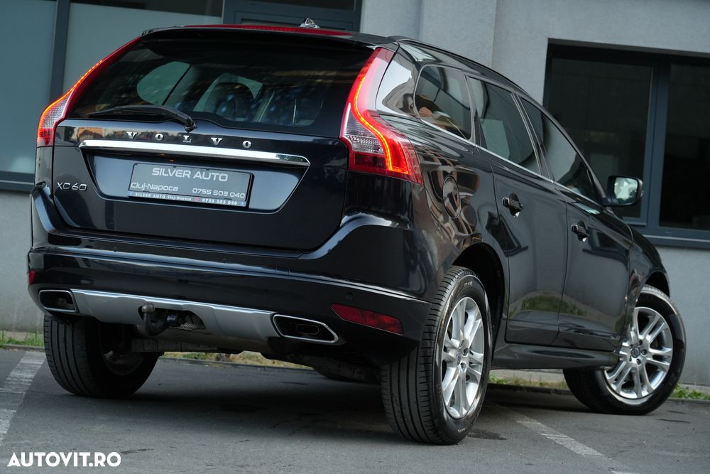 Volvo XC 60 D4 Geartronic Summum - 12