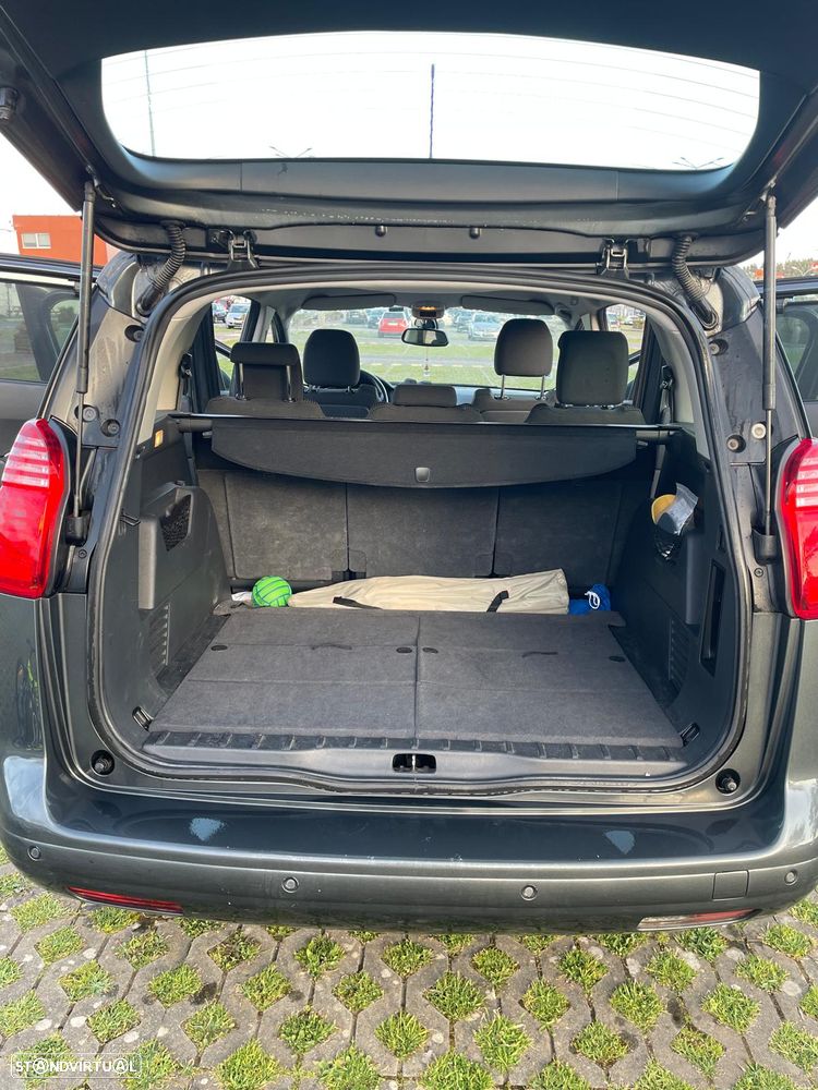 Peugeot 5008 e-HDI FAP 110 EGS6 Stop&Start Active - 13