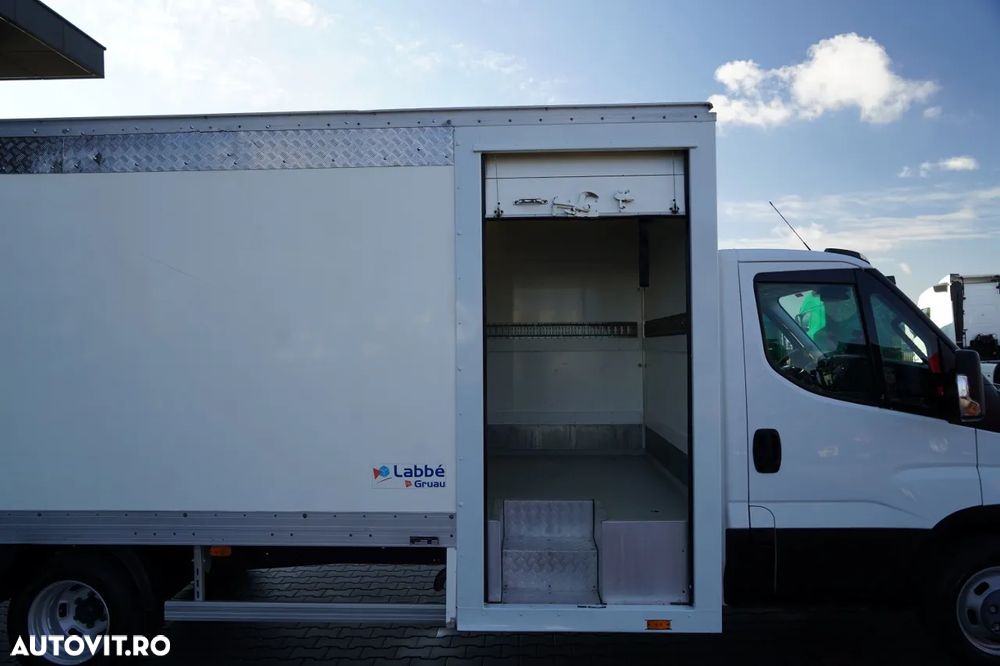 Iveco DAILY 50-180 / CONTAINER 5.5 M / HI-MATIC / ELEVATOR 750 KG / DUBLU / CAMERĂ VEDERE SPATE / GVWR: 5.200 KG / 2019 / IMPORTAT - 13