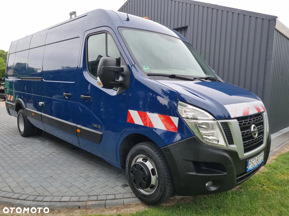 Nissan NV 400 - 30