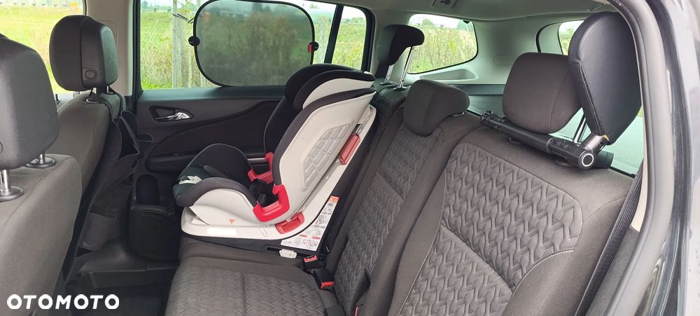 Opel Zafira - 14