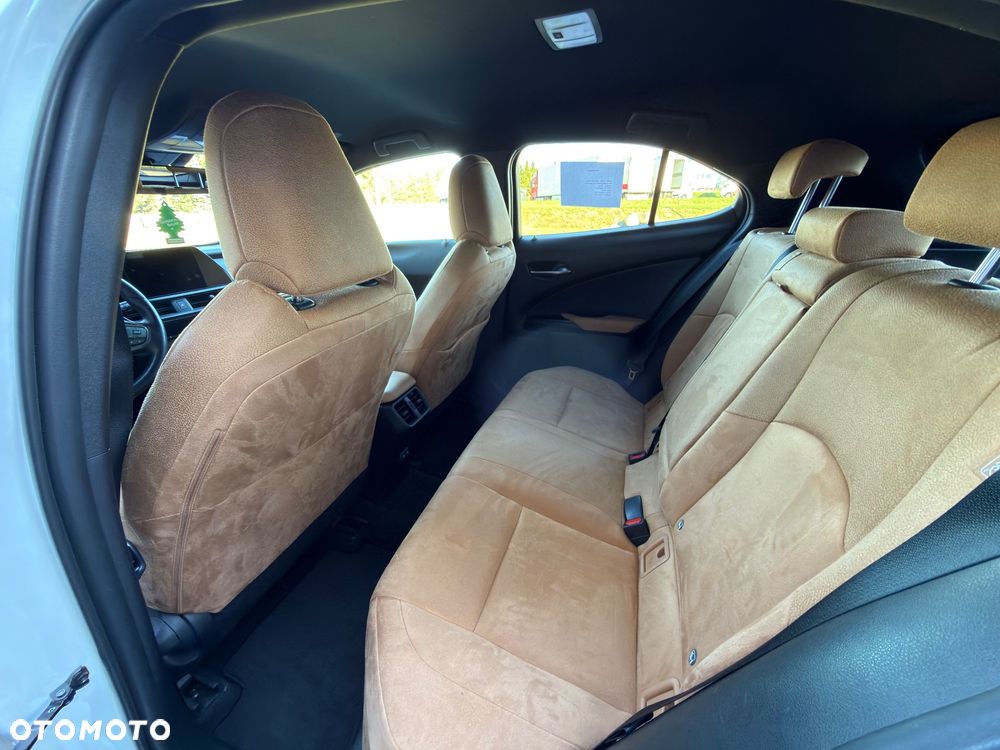 Lexus UX 200 GPF Business 2WD - 11