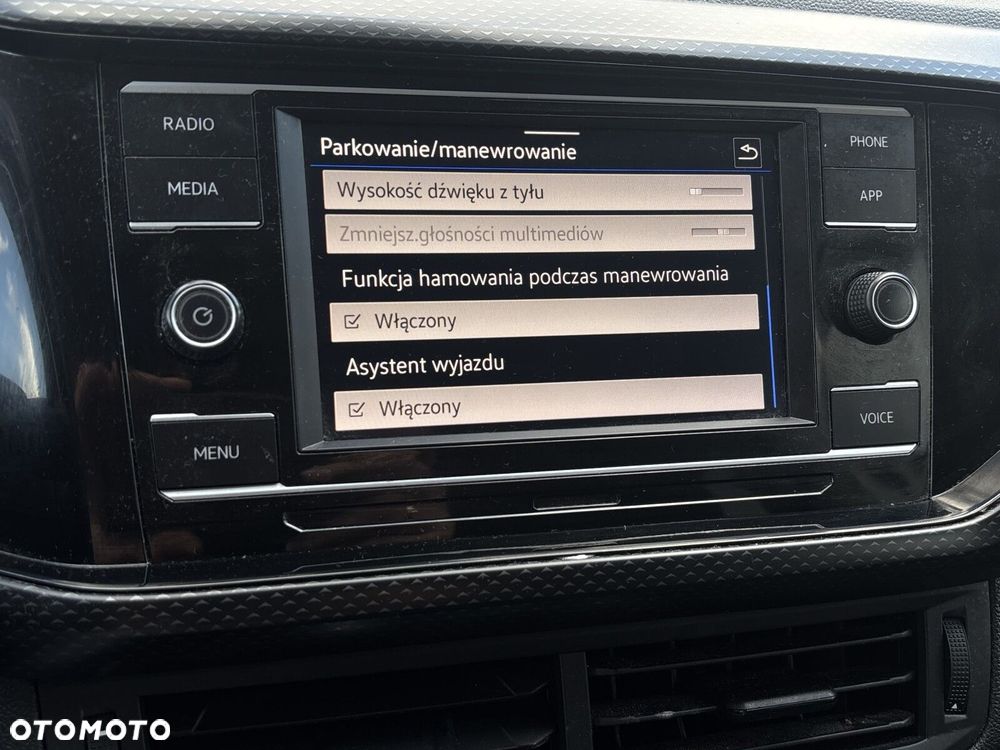 Volkswagen T-Cross - 22