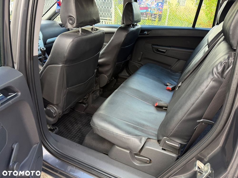 Opel Zafira 1.8 Family Plus - 23