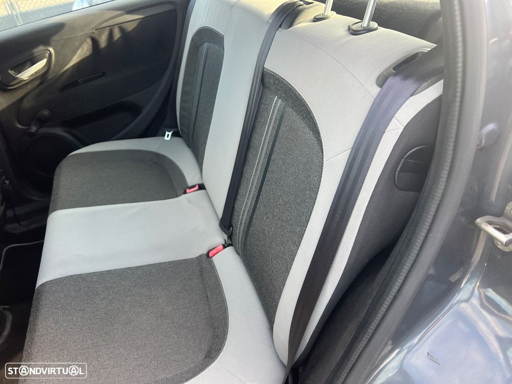 Fiat Punto 1.3 M-Jet Easy S&S - 15