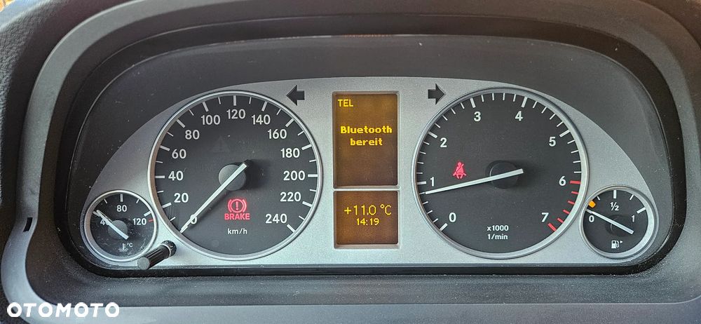 Mercedes-Benz Klasa B 180 BlueEffICIENCY - 24