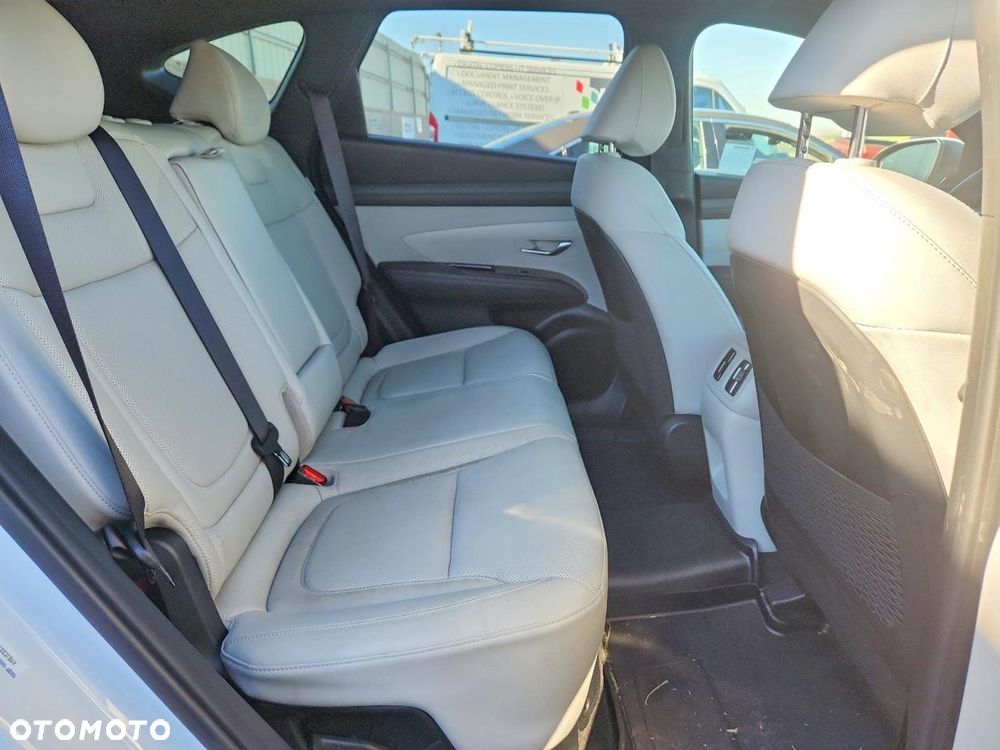 Hyundai Tucson - 10