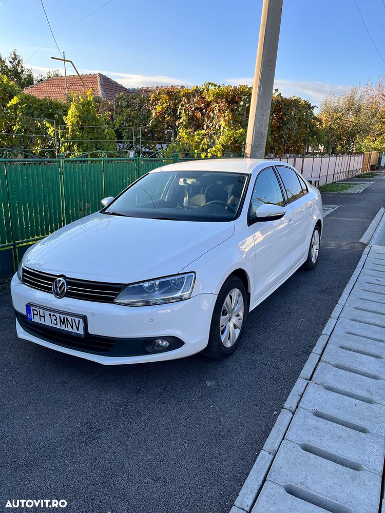 Volkswagen Jetta 1.2 TSI Comfortline - 1